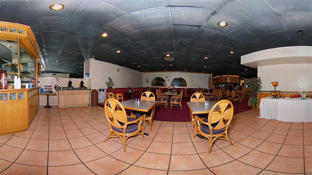 Ramada By Wyndham Yuma Motel Exterior foto